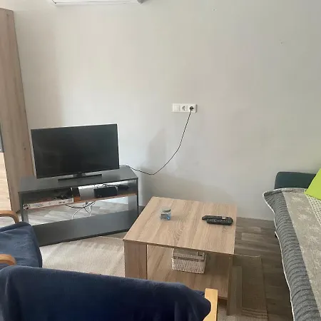 Gombi Nyaralo Ferienhaus Vonyarcvashegy