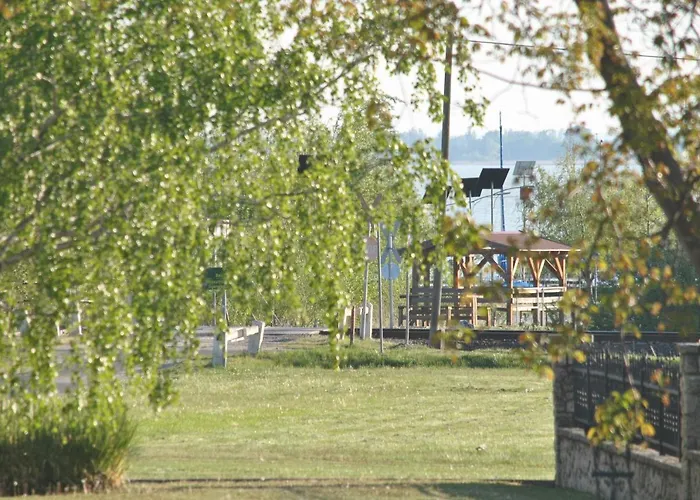 Gombi Nyaralo בית נופש פוניארצוושהג'